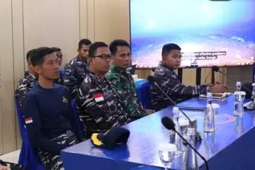 Sidang media Pasukan mencari dan menyelamat (SAR)  Gugus Tempur Laut Indonesia pada 13 Julai menayangkan dron bawah air milik Tentera Laut Indonesia mengesan  bangkai feri KMP Tunu Pratama Jaya di dasar laut Selat Bali.