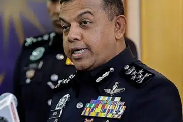 BURU PESALAH: Timbalan Ketua Polis Negara, Datuk Seri Ayob Khan Mydin Pitchay, menegaskan Polis Malaysia memburu pesalah trafik warga asing menerusi Ops Saman Tertunggak Warga Asing.