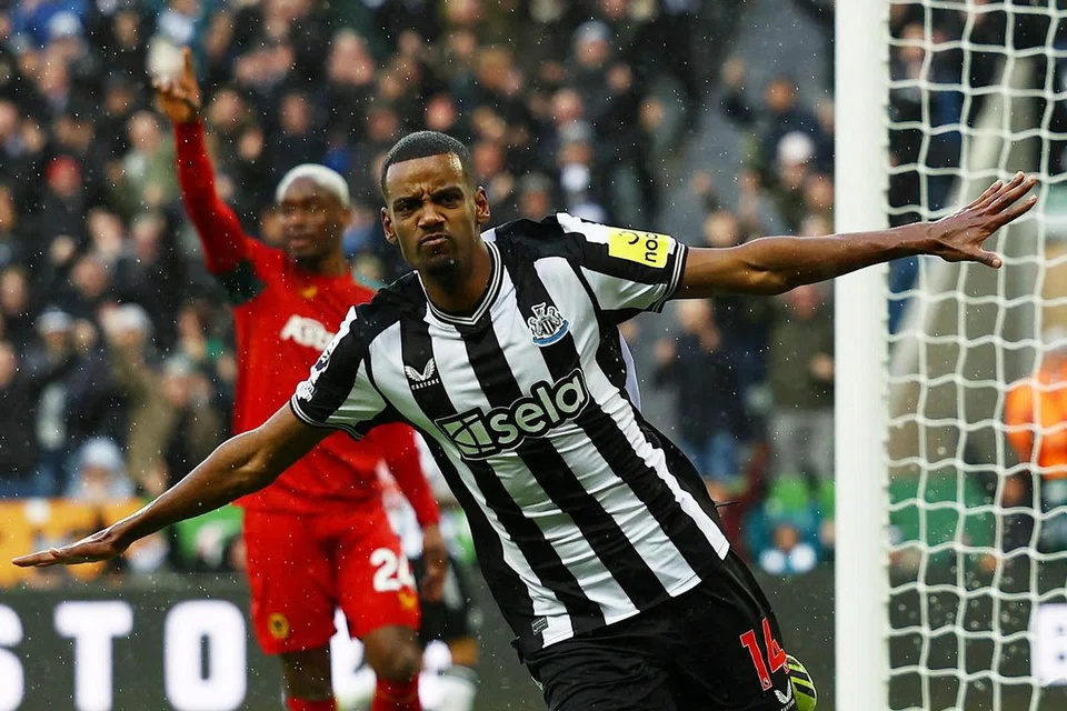 Tanpa Kieran Trippier akibat kecederaan, penyerang Newcastle, Alexander Isak, terpaksa memikul tanggungjawab menjaringkan gol menentang Chelsea.     