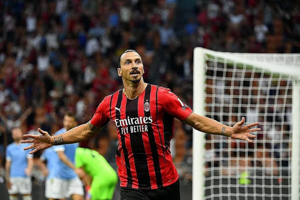 MASH DIKEHENDAKI: Ibrahimovic akan beraksi bagi Milan melepasi umurnya 41 tahun Oktober ini. - Foto fail