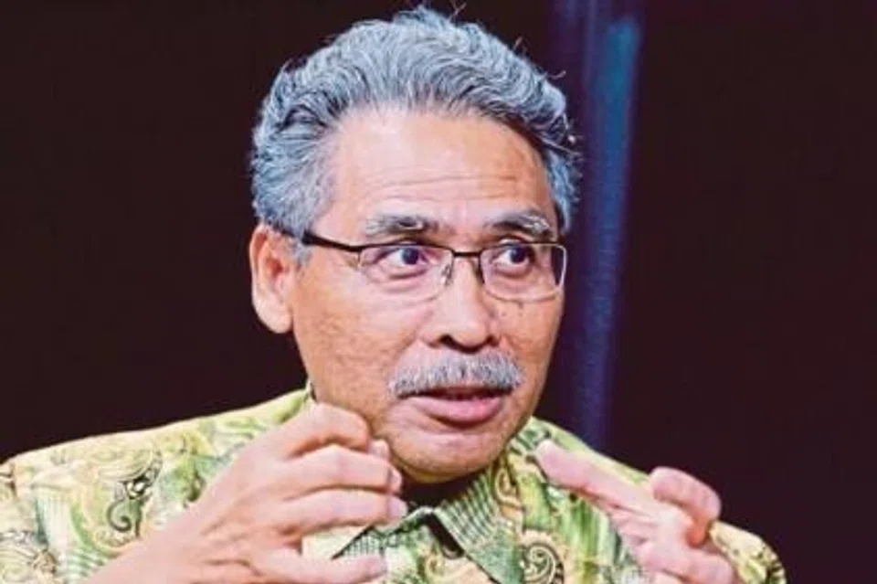 Geostrategis dan Zamil Kanan Akademi Penyelidikan Strategik Nusantara, Profesor Dr Azmi Hassan.