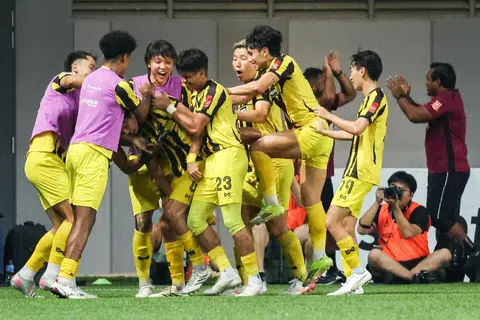 BG Tampines Rovers menewaskan Lion City Sailors 3-2 dalam perlawanan terakhir Liga Perdana Singapura (SPL) di Our Tampines Hub pada 17 Mei untuk menempah tiket ke Liga Juara-Juara AFC 2 (ACL2) bagi musim 2026/27