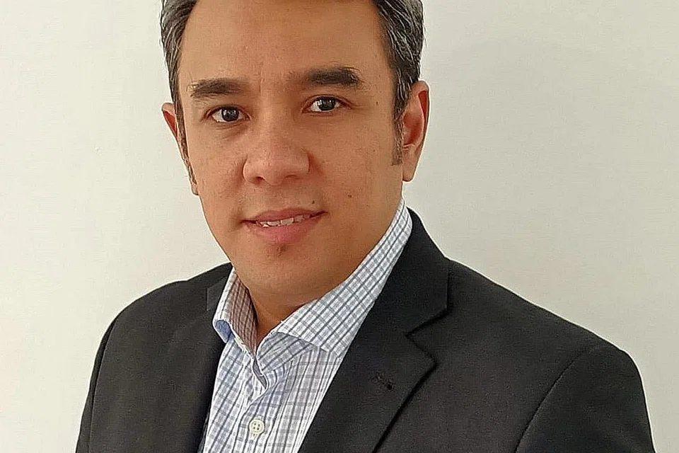 DR MOHAMED ALI
