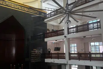 Masjid Alkaff Kampung Melayu akan meluaskan ruang solat, membina lif, dan memperbaiki kemudahan yang ada dalam projek naik tarafnya. Projek peningkatan ini dijadual bermula pada 2025. 