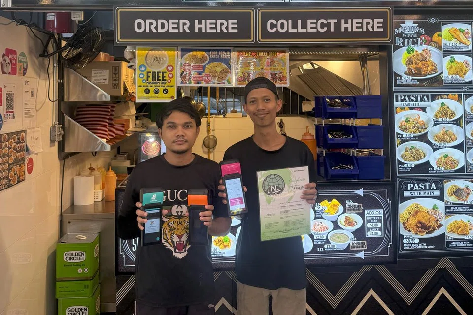 Kedai makan hidangan barat, Chops & Sear, sudah mendapatkan sijil halal daripada Majlis Ugama Islam Singapura (Muis) bagi membolehkan lebih ramai pengunjung merasai pelbagai makanan di sini tanpa ragu.