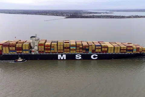 Syarikat perkapalan kontena global MSC mengesahkan pada 5 Mac bahawa salah sebuah kapalnya terkena peluru berpandu di luar pantai Yaman, dalam serangan yang didakwa dilakukan oleh pemberontak Houthi di negara itu.
