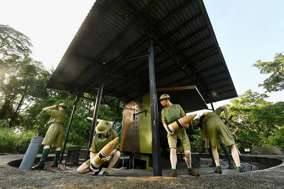 PELIHARA KEWIBAWAAN SEJARAH TAPAK: Sebuah meriam Mark VIII 6 inci BL dipamer di Fort Siloso di Sentosa. Pemeliharaan kolektif struktur-struktur di tapak itu dan landskapnya dianggap penting bagi memelihara kewibawaan sejarah tapak itu. - Foto BH oleh DESMOND FOO
