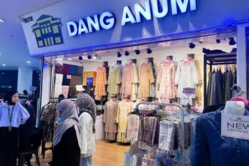 Angsana, JB, beli-belah Raya 2026, harga baju Melayu JB, kesan ringgit kuat, warga S’pura, persiapan Aidilfitri