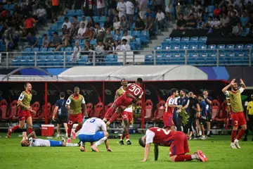 Pemain Lion City Sailors hanya mampu tunduk kepala dalam kekecewaan setelah mereka dikalahkan 2-1 oleh Sharjah FC di final Liga Juara-Juara Asia 2 (ACL2) Konfederasi Bola Sepak Asia (AFC).