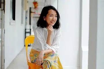 CARI KEPUASAN BANTU MASYARAKAT: Cik Mizah, pengasas bersama Particate in Design, ingin mengajak orang ramai untuk berkongsi idea dan terlibat dalam perancangan ruang-ruang masyarakat. - Foto ihsan MIZAH RAHMAN