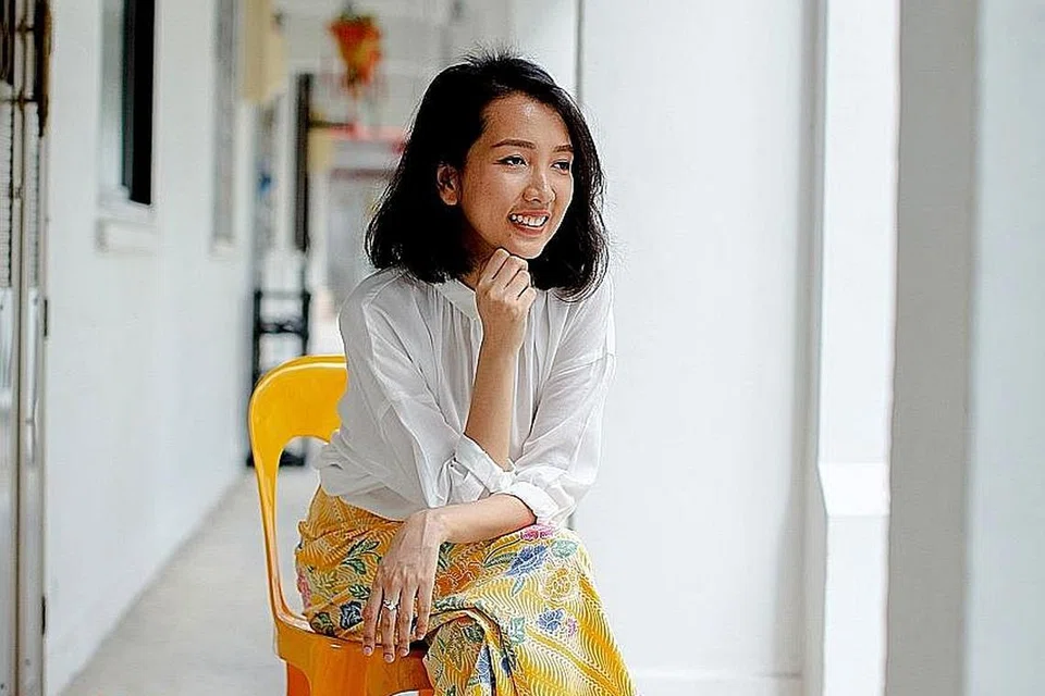CARI KEPUASAN BANTU MASYARAKAT: Cik Mizah, pengasas bersama Particate in Design, ingin mengajak orang ramai untuk berkongsi idea dan terlibat dalam perancangan ruang-ruang masyarakat. - Foto ihsan MIZAH RAHMAN