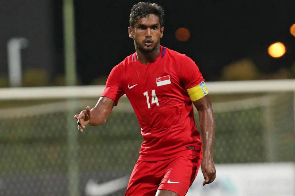 PIKUL TANGGUNGJAWAB BESAR: Sebagai kapten pasukan Singapura, Hariss bersedia memikul tanggungjawab besar demi memastikan rakan sepasukannya terus menunjukkan prestasi cemerlang dalam kejohanan Piala AFF Suzuki ini. - Foto BH oleh TIMOTHY DAVID