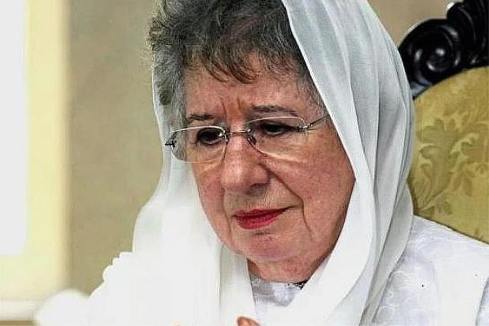 Allahyarhamha Yang Amat Mulia Enche' Besar Hajah Khalsom Abdullah.