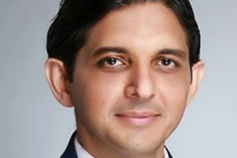 Dr Akash Verma, mount elizabeth