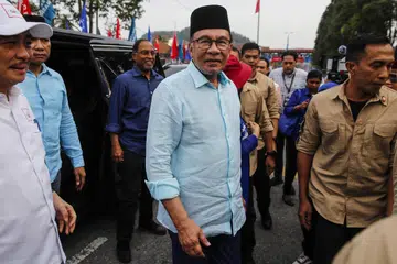 SEMAKIN MANTAP: Perdana Menteri Malaysia, Datuk Seri Anwar Ibrahim, melahirkan keyakinan akan kemajuan negaranya yang semakin mantap ekoran kestabilan politik negara.  