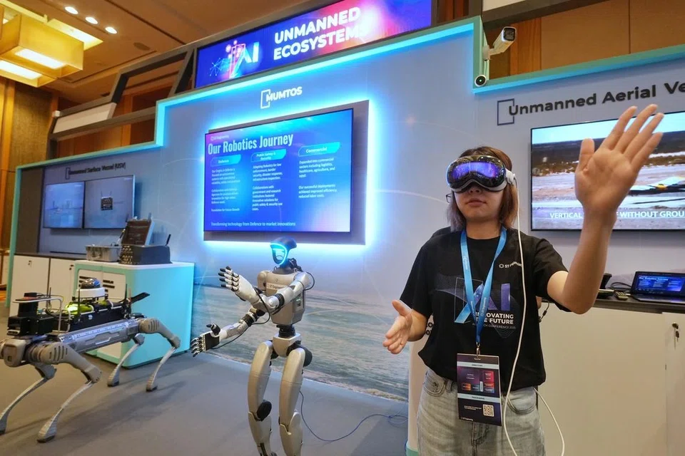 Menurut laporan sulung yang dikeluarkan oleh Kementerian Tenaga Manusia (MOM) pada 30 April, kebanyakan firma di Singapura masih belum menerima pakai teknologi kecerdasan buatan (AI).