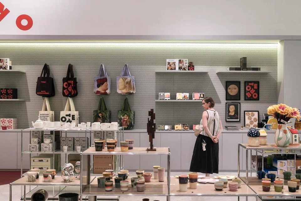 satcked store, home decor