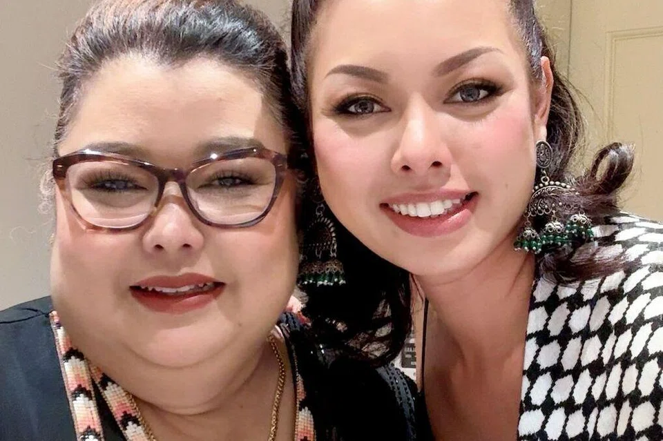 SyraSkins, Mehroon Gulam, Syra Gulam