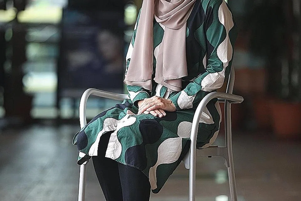 Dr Elly Sabrina Ismail
