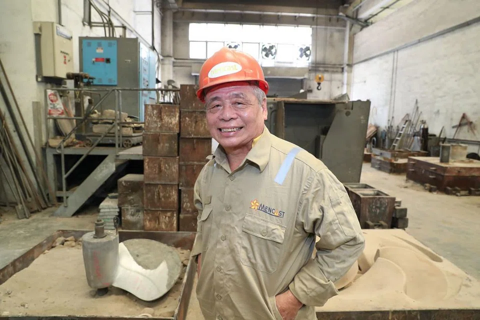 MEMBOLEHKAN PEKERJA BEKERJA LEBIH LAMA: Dalam ucapan NDR 2019, PM Lee mendedahkan bahawa usia persaraan bakal dinaikkan serta usia pengambilan semula kerja akan dinaikkan. - Foto Kementerian Perhubungan dan Penerangan (MCI).