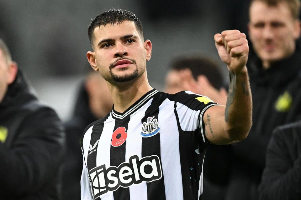 TERIMA HASUTAN: Pemain midfield Newcastle United, Bruno Guimaraes, mendapat mesej hasutan berbaur perkauman selepas kemenangan 1-0 pasukan itu ke atas Arsenal pada Ahad.