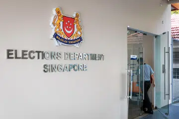 Orang ramai boleh membuat semakan secara dalam talian, atau secara fizikal di kelab masyarakat, atau Pusat ServiceSG.