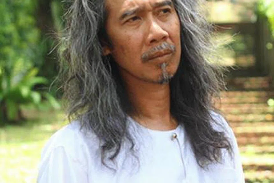 AZMI JUHARI: Akur generasi muda mempunyai cara luahan rasa yang berbeza dalam seni.