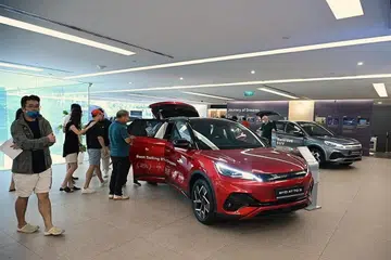 Terdapat sebanyak 5,609 COE Kategori A untuk tiga bulan akan datang - peningkatan 1.7 peratus daripada 5,513.