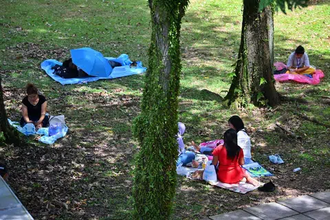 Selama beberapa dekad, kira-kira lima juta pekerja domestik di Indonesia, kebanyakannya wanita, telah menjadi tulang belakang ekonomi yang sering tidak kelihatan.