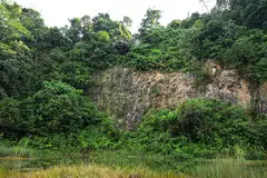Taman Alam Semula Jadi Rifle Range diiktiraf kerana terdapat usaha menyokong kekayaan biodiversiti di bekas Kuari Sin Seng. Pemuliharaan biodiversiti semasa pembangunan taman menjadi faktor utama semasa proses penilaian. Ia diberi pensijilan teratas iaitu platinum di bawah kategori taman.