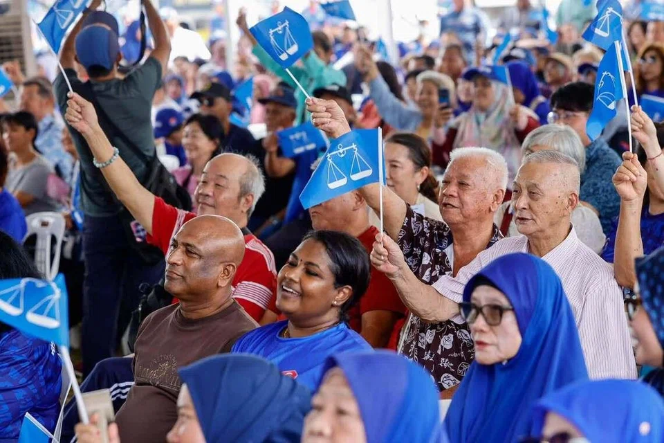 Jumlah kerusi Dewan Undangan Negeri (DUN) tidak menjadi keutamaan rakyat, apa yang penting adalah kerajaan yang mampu menterjemah pelaburan kepada kehidupan rakyat yang lebih baik.
