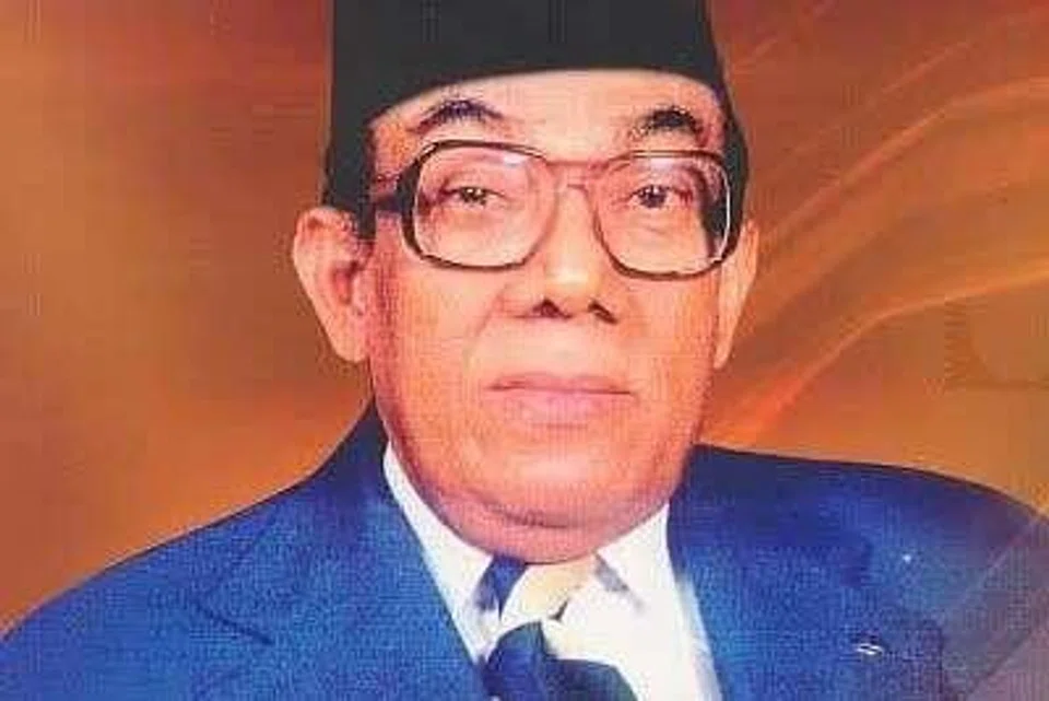Buku  ‘Tun Syed Nasir : menghimbau jasa, menjunjung citra’ yang diterbitkan pada 2007 oleh Yayasan Warisan Johor untuk memperingati jasa Tun Syed Nasir sebagai seorang mantan ahli politik dan Pengarah DBP.