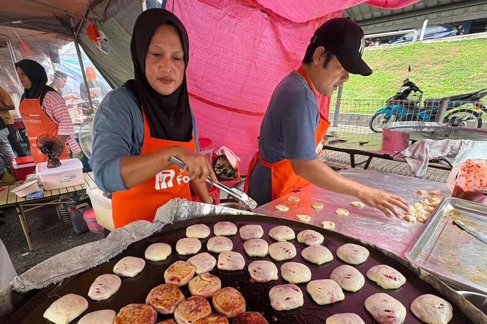 Kreativiti peniaga, menu unik, bazar Ramadan M’sia