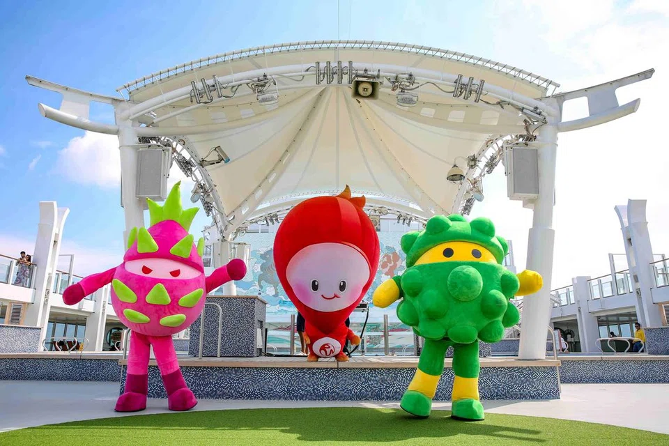 Maskot Resorts World Cruises, Pin Pin, bersama DurianBB dan rakan-rakan akan membuat kemunculan khas di Genting Dream.