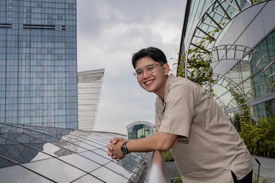 INGIN BERKHIDMAT: Encik Farezuan Zulkifli, 21 tahun, antara 66 penerima biasiswa Suruhanjaya Perkhidmatan Awam (PSC) bagi 2023.