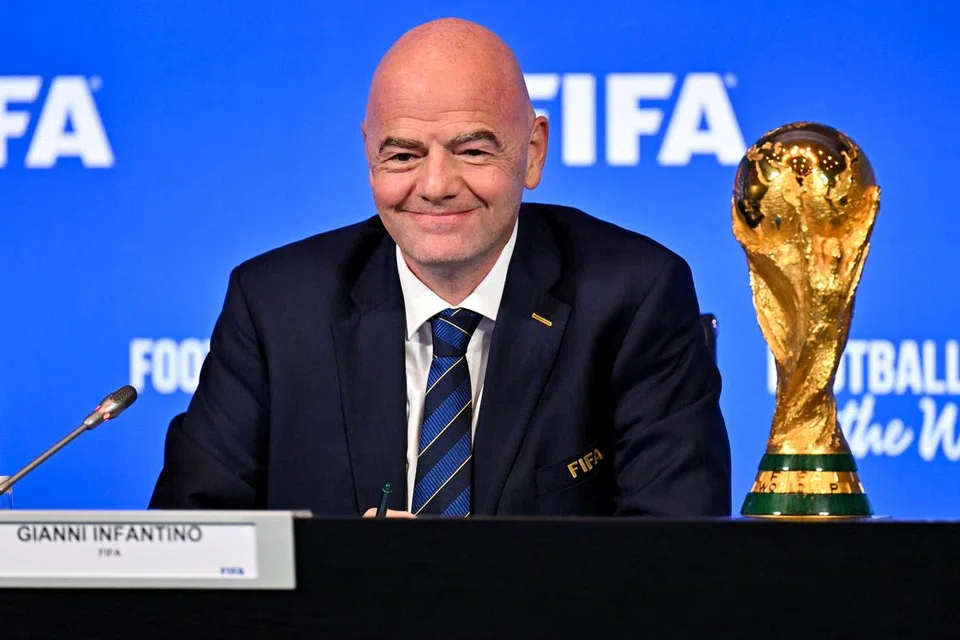 PRESIDEN FIFA: Gianni Infantino berkata keputusan mengembangkan Piala Dunia diterajui oleh keperluan untuk kejohanan itu menjadi “lebih inklusif” dan “sama sekali bukan didorong perebutan wang dan kuasa”. 
