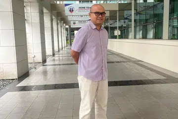 TAMBAH TANGGUNGJAWAB: Inspektor 2 (INSP2) Norhisham Mohamed Jumahin mengambil peluang menguji dan menggunakan pengetahuan serta pengalaman apabila tanggungjawabnya ditambah semasa pandemik Covid-19.