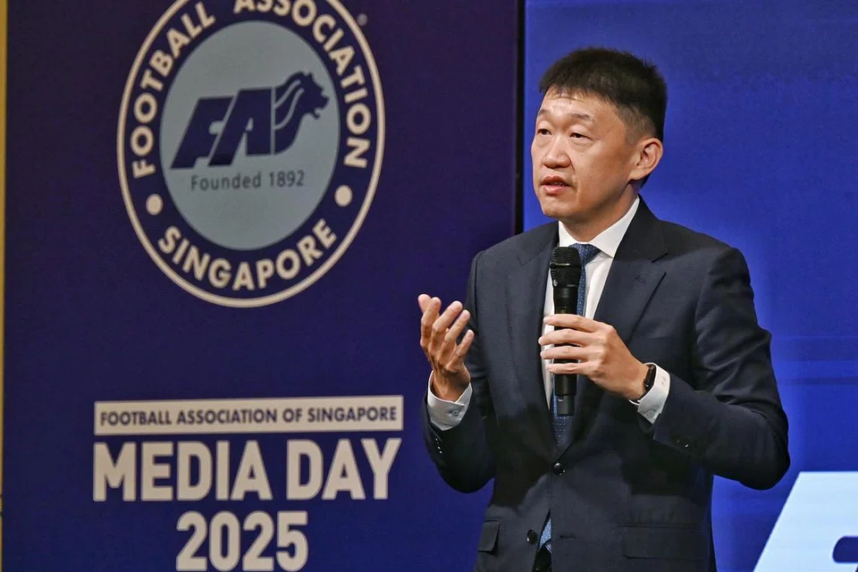 Presiden Persatuan Bola Sepak Singapura (FAS), Forrest Li, berkata semasa temubual spontan di Shangri-La Hotel pada 6 Ogos yang beliau yakin pasukan bola sepak Singapura masih boleh mewakili negara dalam temasya sukan SEA 2025.