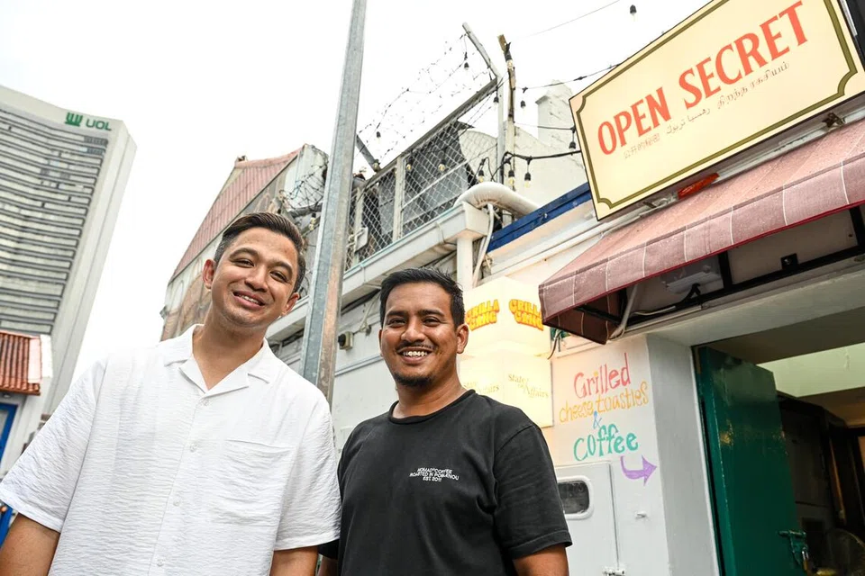 Open Secret, Grilla Gang, State of Affairs, toastie, kopi