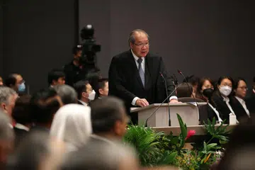 BERI SOKONGAN: Dalam ucapannya, Peguam Negara, Encik  Lucien Wong, berkata sepasukan pegawai AGC telah dilatih sebagai kaunselor para. 