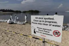 Bekalan air di Singapura tidak terjejas menyusuli insiden limpahan minyak di Terminal Pasir Panjang, kata PUB.