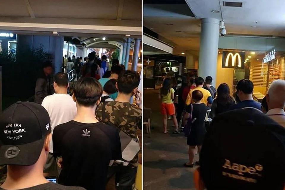 Gambar yang dimuat naik oleh pengguna media sosial hari ini menunjukkan barisan panjang di Seletar Mall, Waterway Point di Punggol, Bukit Batok, Hougang dan Bendemeer, antara lain.