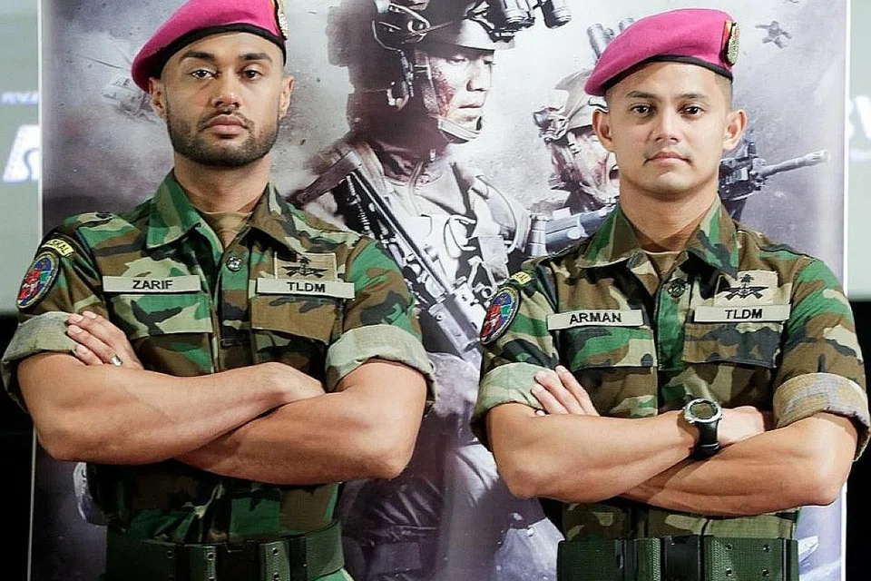 WATAK UTAMA: Aktor Ammar Alfian (kiri) dan Hairul Azreen merupakan antara pelakon utama filem PASKAL The Movie yang berjaya mengutip RM2 juta pada hari pertama tayangan. - Foto NST