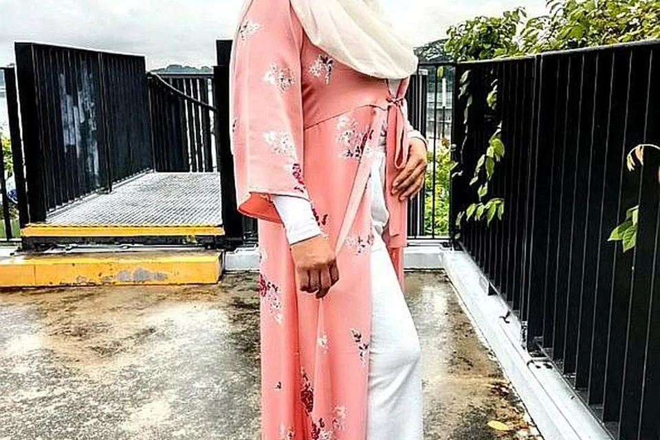 KEMBALI BERNYANYI: Asiyah Sinnan tetap merdu suara pada usia 54 tahun dan muncul dengan single baru, Selamanya. - Foto UMASHA AL-RAYYAN 