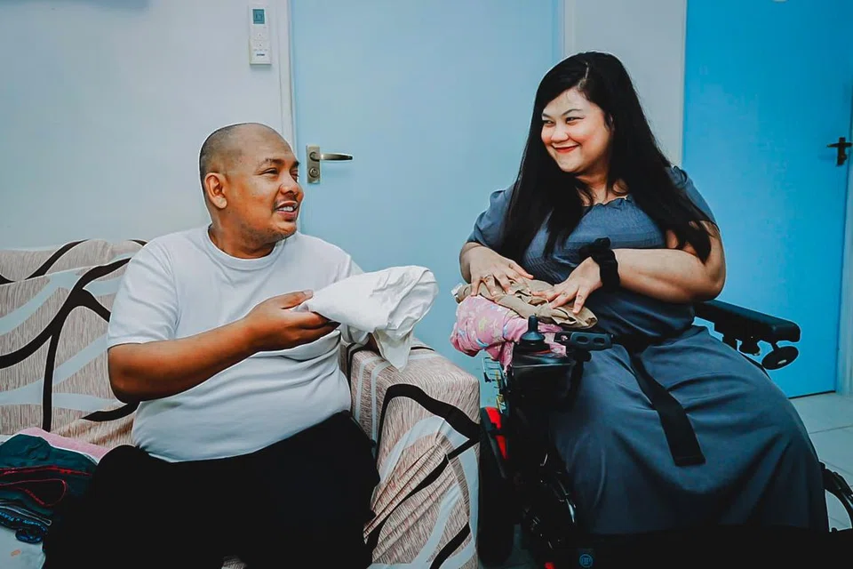 Encik Herman Abdullah,  Cik Roszana Ali