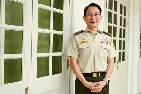 Tahun ini adalah kali kedua Pengerusi perayaan NDP Heartlands 2025 untuk Bukit Gombak dan Yishun, Anggota Kerahan Perkhidmatan Negara (NSmen) Kolonel (COL) Halmie Hussein Mattar, terlibat dalam perancangan sambutan NDP di kejiranan. 