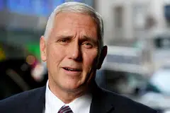 BINCANG PERKARA SENSITIF: Encik Mike Pence dikatakan menggunakan akaun e-mel peribadinya beberapa kali untuk membincangkan perkara-perkara sensitif dan mengenai isu keselamatan dalam negeri. - Foto REUTERS