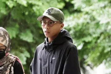 tanjong pagar united, albirex niigata, tumbuk, bersalah