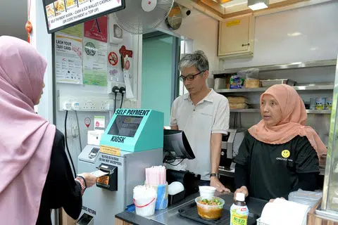 Foto BH oleh M.O. SALLEH