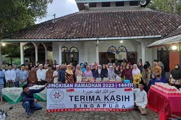 Berbuka bersama untuk acara Bingkisan Ramadan di salah sebuah masjid di Gunung Kidul, Indonesia, pada 2023. 